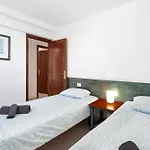 Flores 1e Апартаменти *