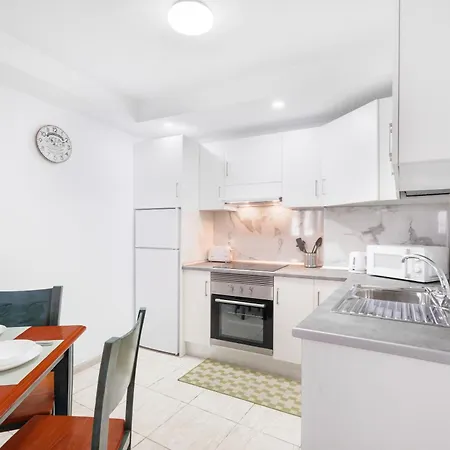 Flores 1e Appartement