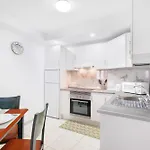 Flores 1e Apartman