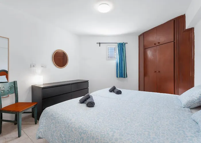 Flores 1e Costa Adeje (Tenerife)